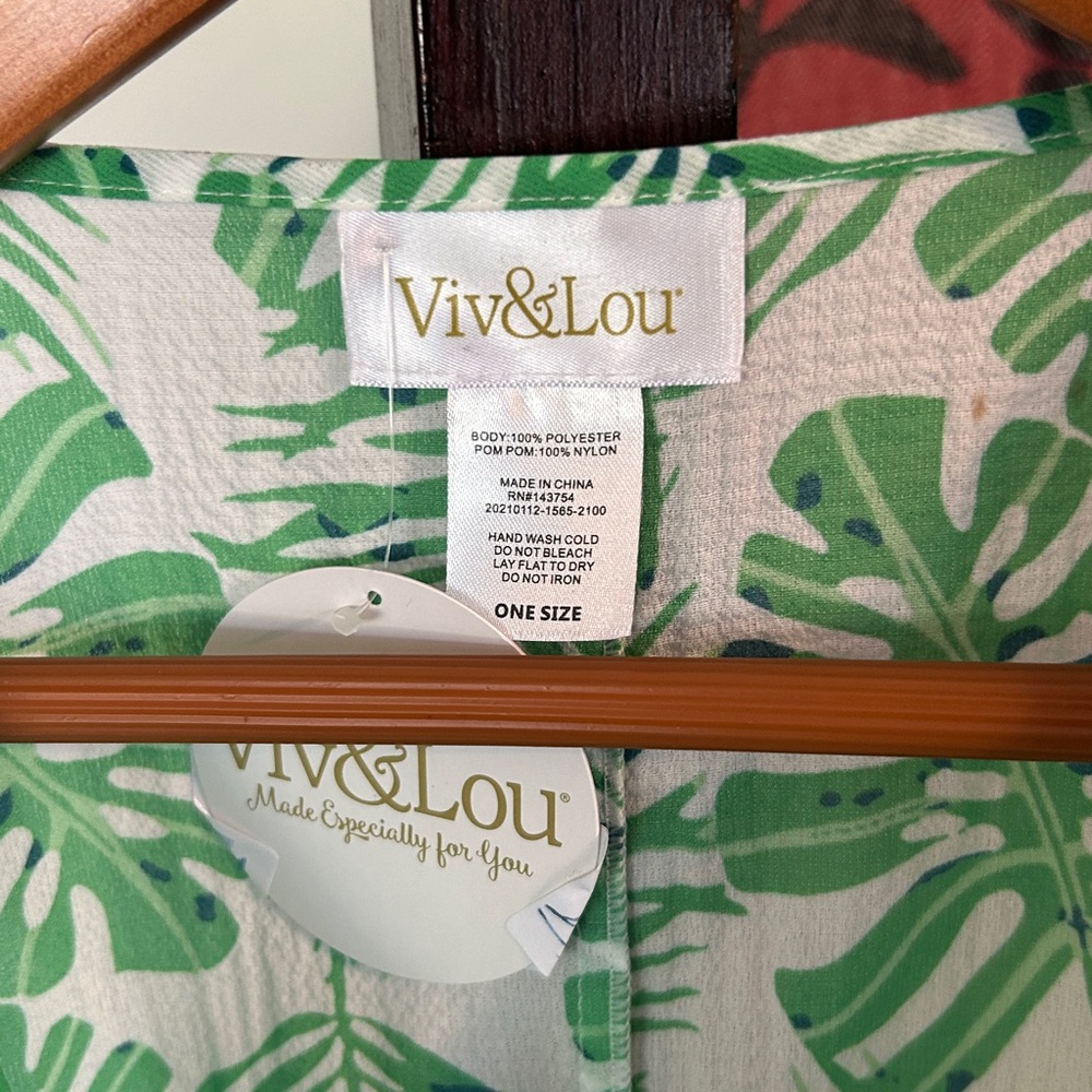 Green Monstera Leaf Set of 3 Coverup + Wrap Scarf Red + Black + Natural Belt - Picture 4 of 15
